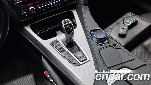 BMW 6 Series (F12) 640d xDrive M Sport Gran Coupe 2016 — фото 9