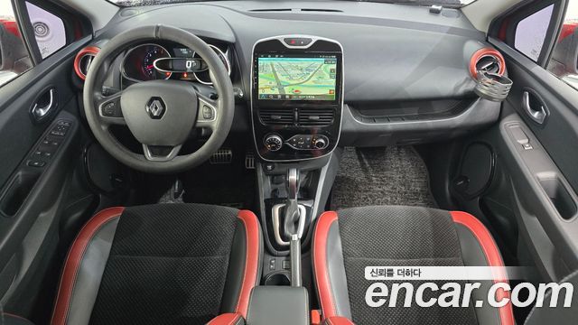 Renault Korea Clio Intens 2018 — фото 7