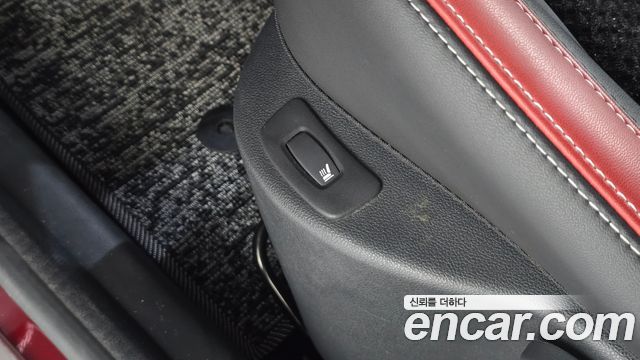 Renault Korea Clio Intens 2018 — фото 30