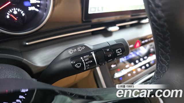 Kia Carnival (IV) Gasoline 9-Seater Prestige 2023 — фото 18