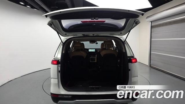 Kia Carnival (IV) Gasoline 9-Seater Prestige 2023 — фото 20