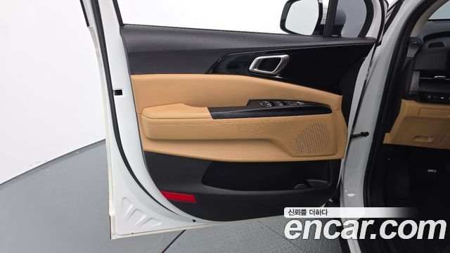 Kia Carnival (IV) Gasoline 9-Seater Prestige 2023 — фото 24