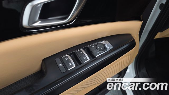 Kia Carnival (IV) Gasoline 9-Seater Prestige 2023 — фото 28