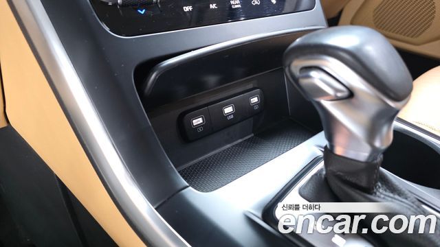 Kia Carnival (IV) Gasoline 9-Seater Prestige 2023 — фото 30