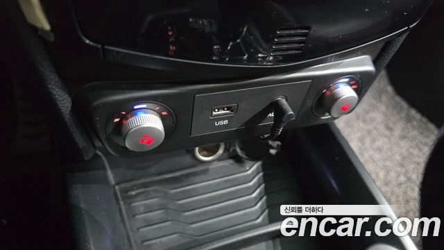 KG Mobility (SsangYong) Tivoli Air Diesel RX 4WD 2017 — фото 14