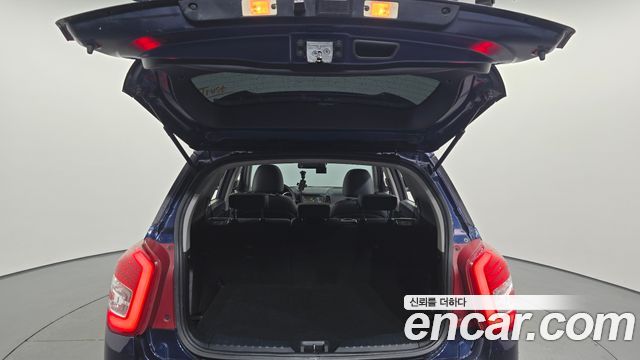 KG Mobility (SsangYong) Tivoli Air Diesel RX 4WD 2017 — фото 20