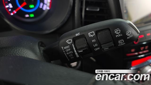 KG Mobility (SsangYong) Tivoli Air Diesel RX 4WD 2017 — фото 30
