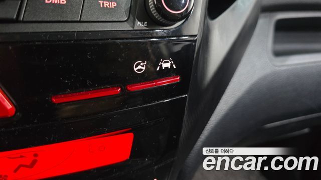 KG Mobility (SsangYong) Tivoli Air Diesel RX 4WD 2017 — фото 31