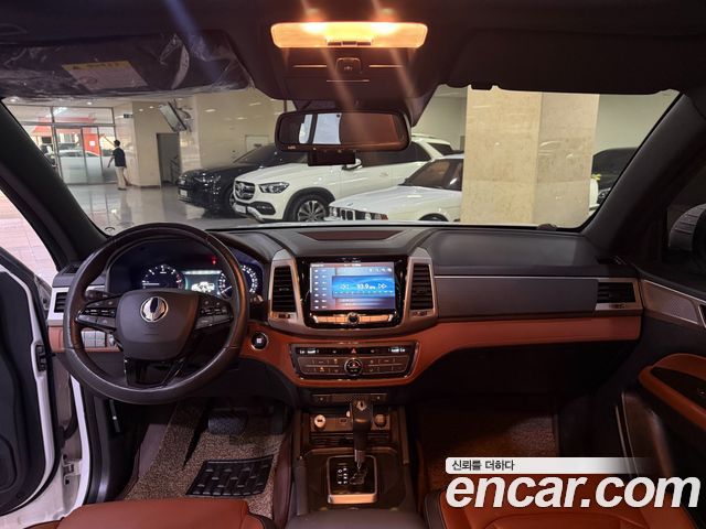 KG Mobility (SsangYong) Rexton Sports Khan Diesel 2.2 4WD Professional S (5-Link) 2019 — фото 9