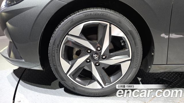 Hyundai Avante (CN7) 1.6 Inspiration 2023 — фото 5