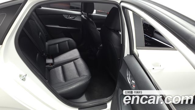 Kia K3 (II) 1.6 Prestige 2022 — фото 11