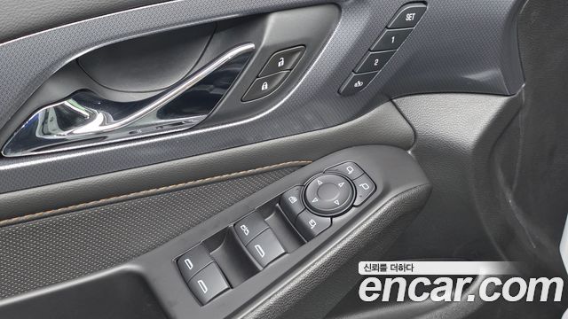 Chevrolet Traverse 3.6 AWD Premier 2020 — фото 12