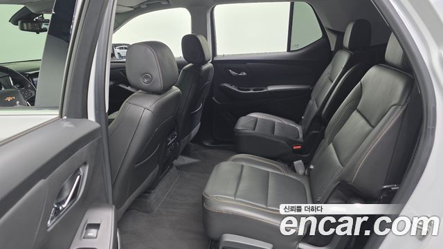 Chevrolet Traverse 3.6 AWD Premier 2020 — фото 26