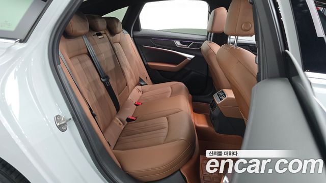 Audi A6 (C8) 45 TFSI Quattro Premium 2022 — фото 11