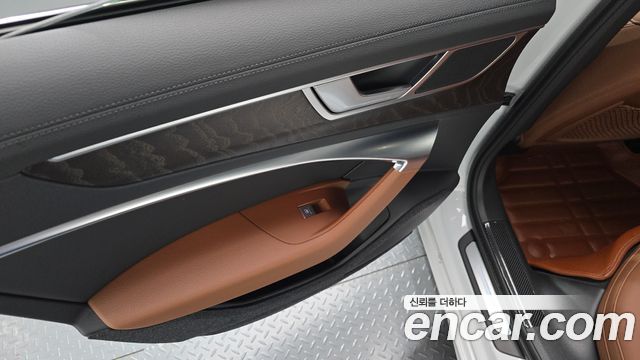 Audi A6 (C8) 45 TFSI Quattro Premium 2022 — фото 25