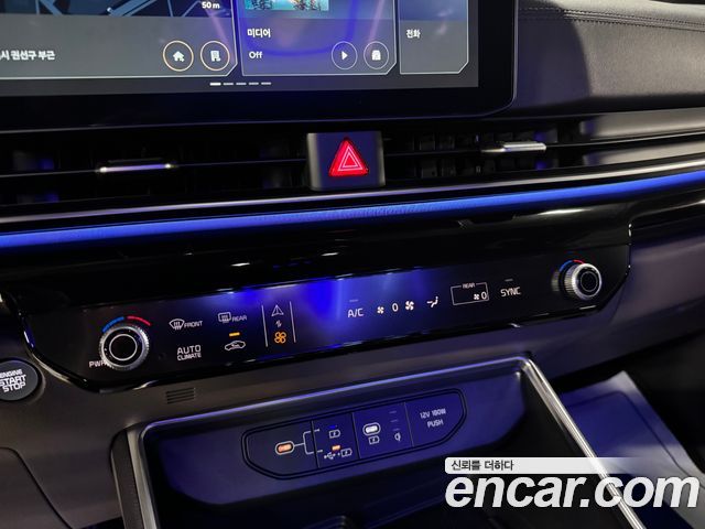 Kia Carnival (IV) Gasoline 9-Seater Hi Limousine (7-seater Limousine(Special vehicle) 2025 — фото 10