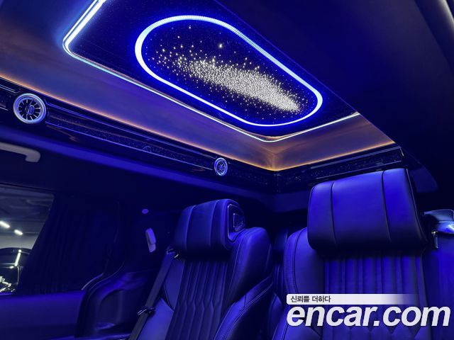 Kia Carnival (IV) Gasoline 9-Seater Hi Limousine (7-seater Limousine(Special vehicle) 2025 — фото 18