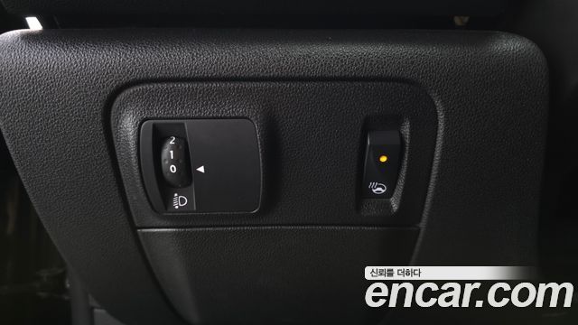 Renault Korea SM6 2.0 LPe SE (Disabled) 2019 — фото 17
