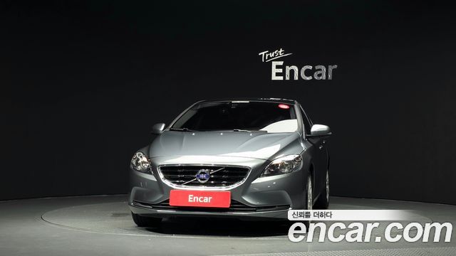 Volvo V40 D3 2nd 2016 — фото 3
