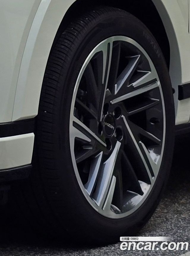 KG Mobility (SsangYong) Actyon (II) HEV 1.5 2WD S8 2025 — фото 5