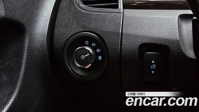 Ford Taurus 2.0 Limited EcoBoost 6th 2016 — фото 17