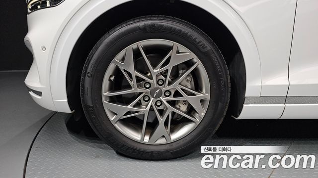 Genesis GV70 2.5T Gasoline 2WD 2024 — фото 5