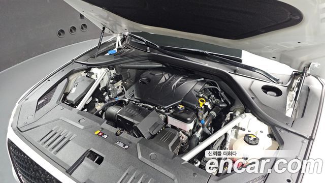 Genesis GV70 2.5T Gasoline 2WD 2024 — фото 6