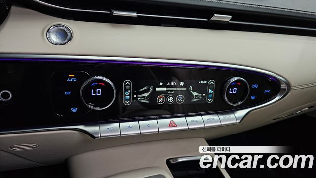 Genesis GV70 2.5T Gasoline 2WD 2024 — фото 32