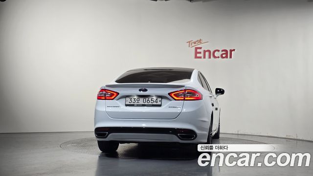 Ford Mondeo (IV) 2.0 Titanium 2016 — фото 4