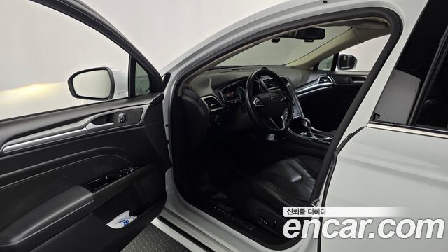 Ford Mondeo (IV) 2.0 Titanium 2016 — фото 10