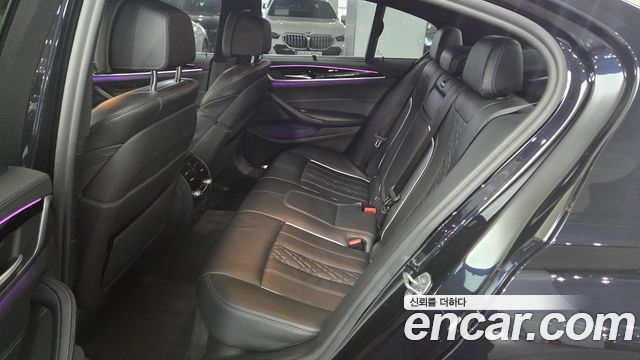 BMW 5 Series (G30) 530i M Sport Package Plus 2019 — фото 15