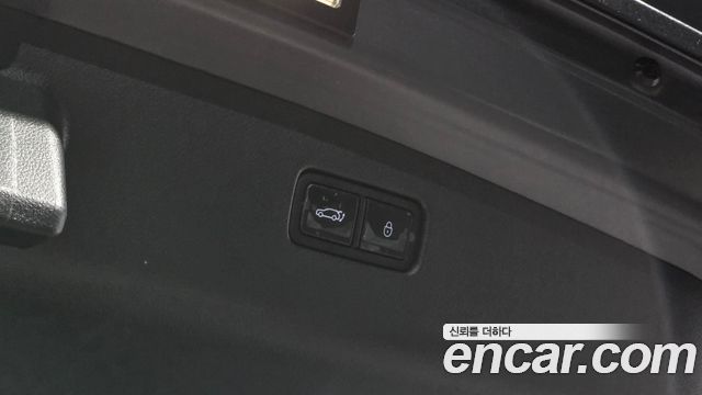 Genesis GV70 2.5T Gasoline AWD 2023 — фото 24