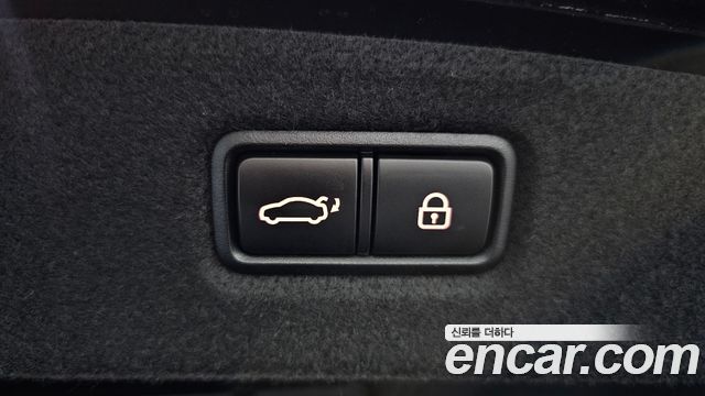 Genesis G90 3.8 AWD Luxury 2021 — фото 16