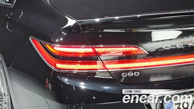 Genesis G90 3.8 AWD Luxury 2021 — фото 23