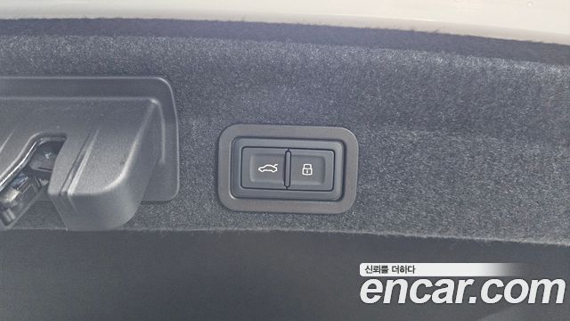 Audi A6 (C8) 40 TDI Quattro Premium 2020 — фото 35