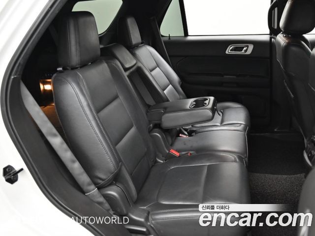 Ford Explorer 3.5 Limited 4WD 5th 2014 — фото 16
