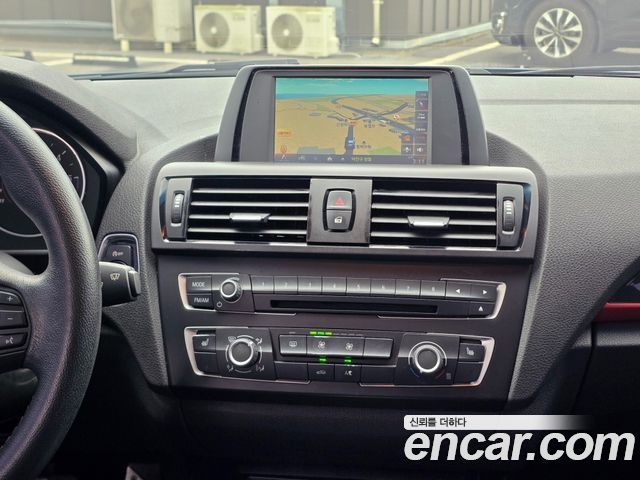 BMW 1 Series (F20) 118d M Sport 5Door 2015 — фото 16