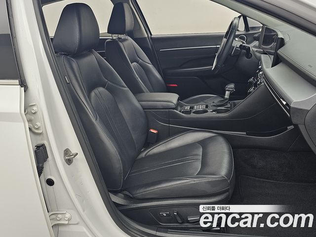 Hyundai Sonata The Edge (DN8) 2.0 LPG(Rent) Business 1 2024 — фото 10