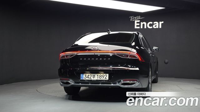 Hyundai Grandeur (IG) 2.5 Le Blanc 2023 — фото 4
