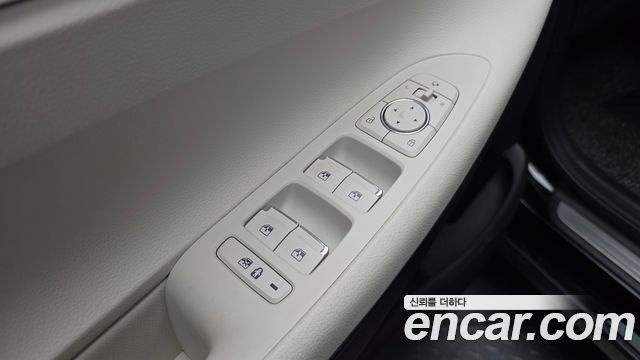 Hyundai Grandeur (IG) 2.5 Le Blanc 2023 — фото 34