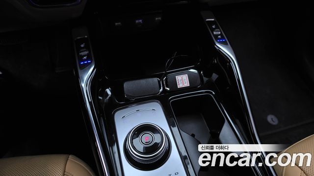 Kia Sorento (IV) Gasoline 2.5T 2WD Noblesse 2023 — фото 9