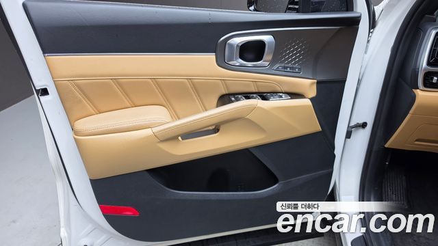 Kia Sorento (IV) Gasoline 2.5T 2WD Noblesse 2023 — фото 24