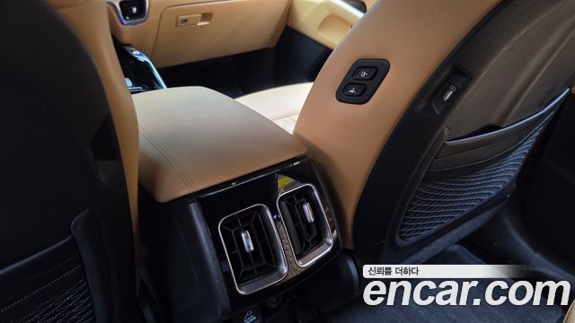 Kia Sorento (IV) Gasoline 2.5T 2WD Noblesse 2023 — фото 32
