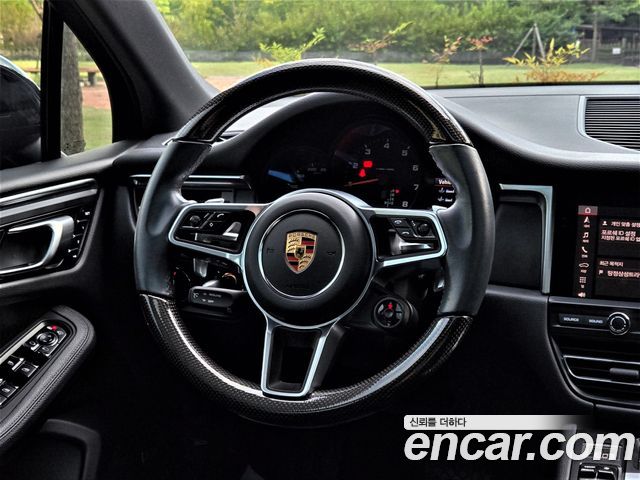 Porsche Macan 2.0 95B 2021 — фото 16