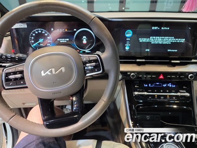 Kia Carnival (IV) Gasoline 9-seater Limousine(Special vehicle) 2023 — фото 6