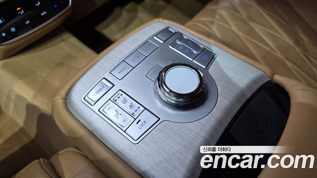 Genesis G80 (RG3) Gasoline 2.5 Turbo AWD 2025 — фото 19
