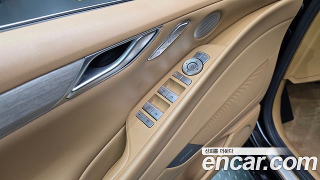 Genesis G80 (RG3) Gasoline 2.5 Turbo AWD 2025 — фото 27