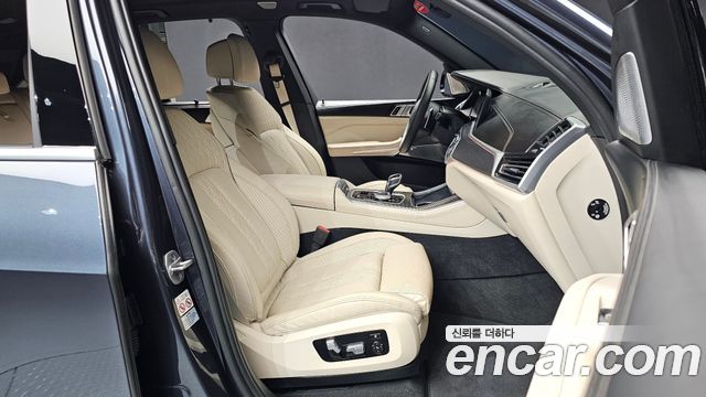 BMW X5 (G05) M50i 2021 — фото 11