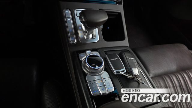 Genesis G90 5.0 AWD Prestige 2019 — фото 9