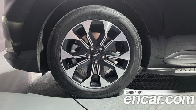 Kia Carnival (IV) Gasoline 9-Seater Prestige 2023 — фото 5